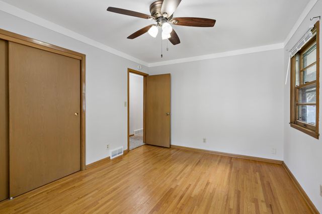 448 White Bear Avenue N, Saint Paul, MN 55106