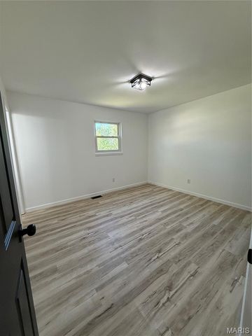 186 Green Acres Drive, Old Monroe, MO 63369