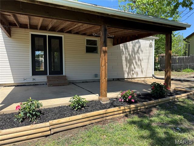 186 Green Acres Drive, Old Monroe, MO 63369