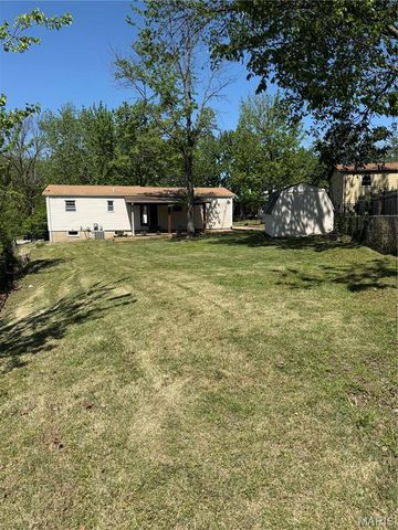 186 Green Acres Drive, Old Monroe, MO 63369