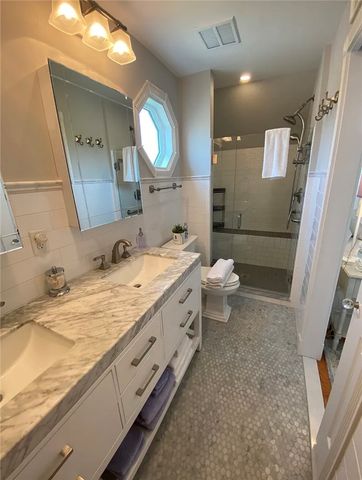 307 Corey Lane, Middletown, RI 02842