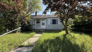 5066 N Sherman BOULEVARD, Milwaukee, WI 53209