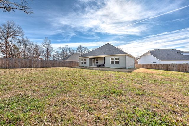3 Mckissick Circle, Bella Vista, AR 72715