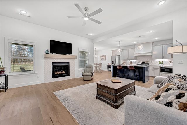 3 Mckissick Circle, Bella Vista, AR 72715