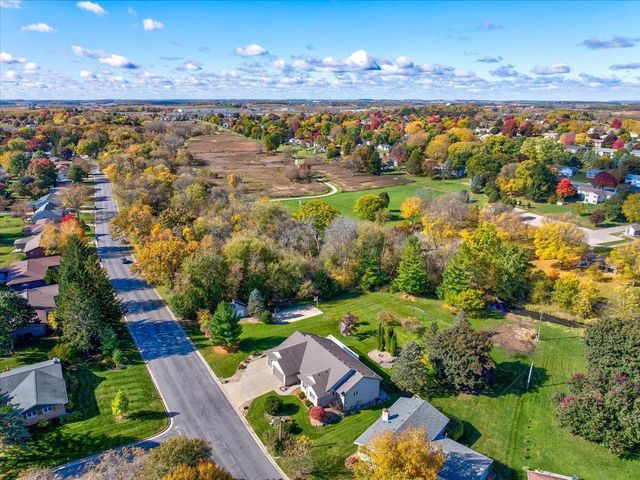 332 Harvard Drive, Deforest, WI 53532