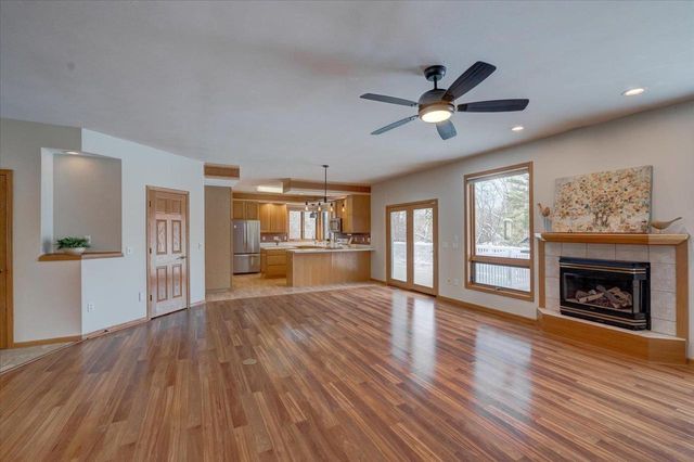 332 Harvard Drive, Deforest, WI 53532