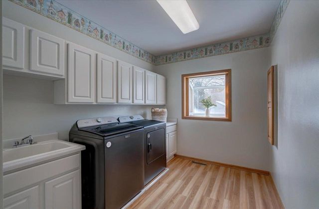 332 Harvard Drive, Deforest, WI 53532