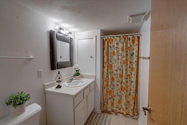 332 Harvard Drive, Deforest, WI 53532