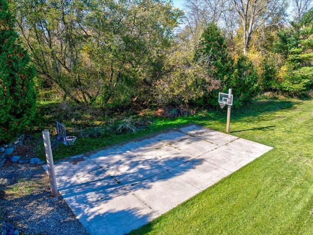 332 Harvard Drive, Deforest, WI 53532