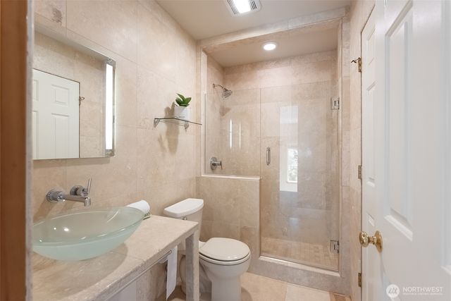 5939 Artist Drive, Ferndale, WA 98248