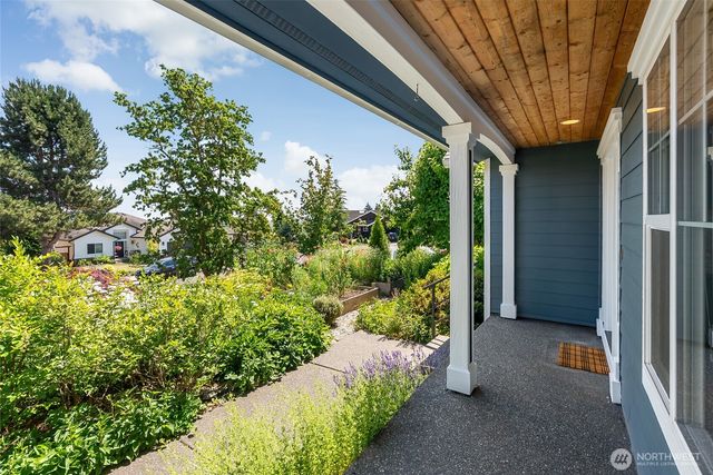 5939 Artist Drive, Ferndale, WA 98248
