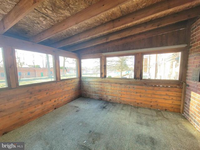 8602 RUGBY ST, Philadelphia, PA 19150