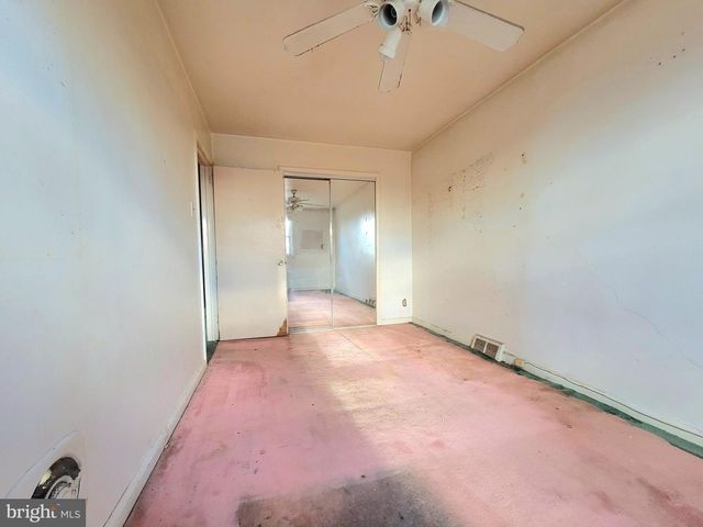 8602 RUGBY ST, Philadelphia, PA 19150