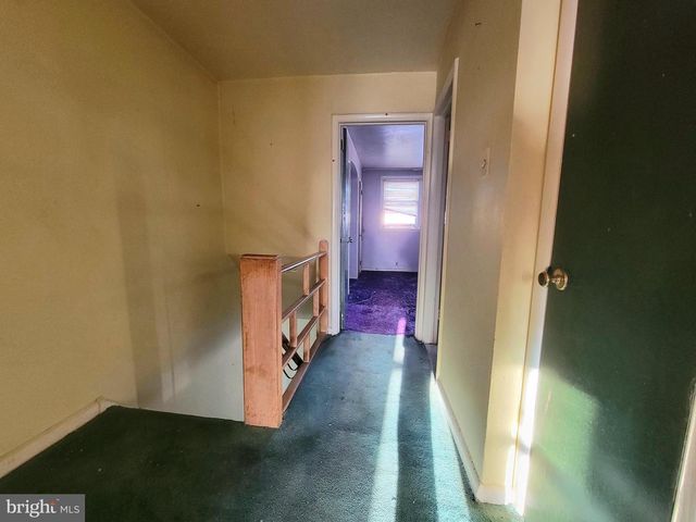 8602 RUGBY ST, Philadelphia, PA 19150