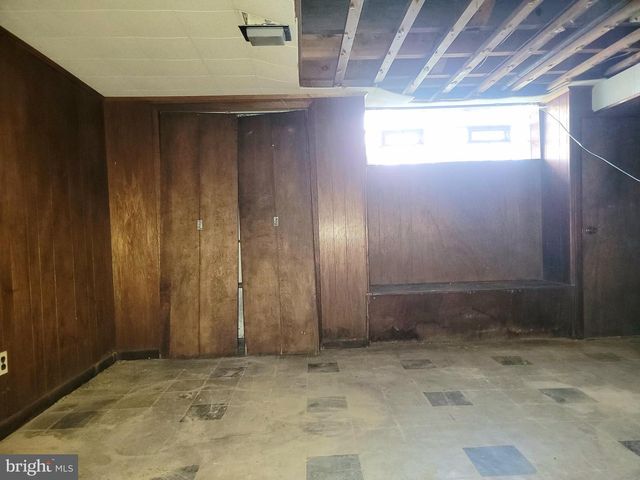 8602 RUGBY ST, Philadelphia, PA 19150