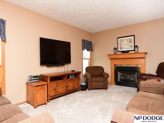 12321 Spencer Street, Omaha, NE 68164