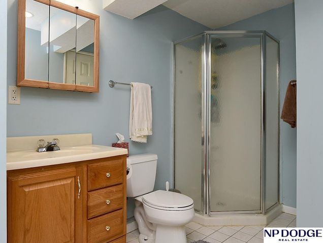 12321 Spencer Street, Omaha, NE 68164