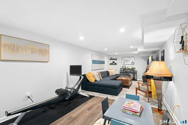 12 Reynolds Drive, Fairfield, CT 06824