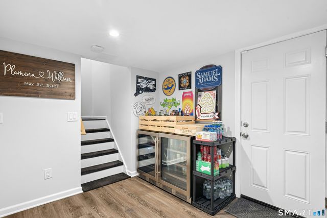 12 Reynolds Drive, Fairfield, CT 06824