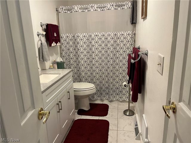 74 Ridgeland Drive, Toronto, OH 43964