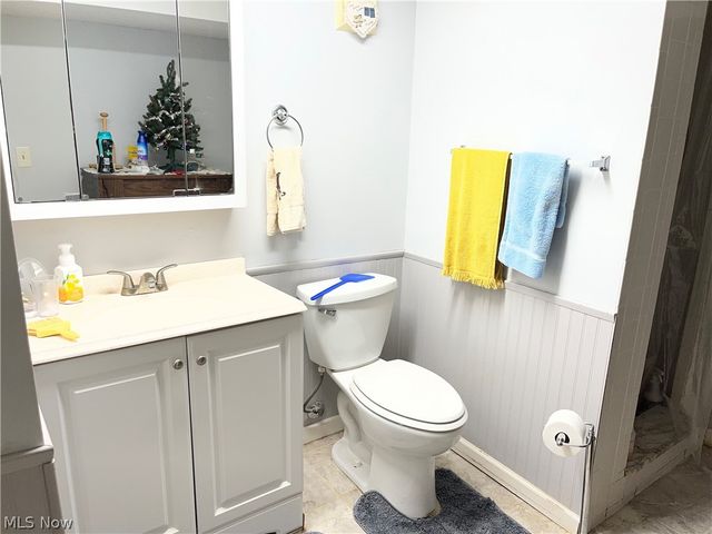 74 Ridgeland Drive, Toronto, OH 43964