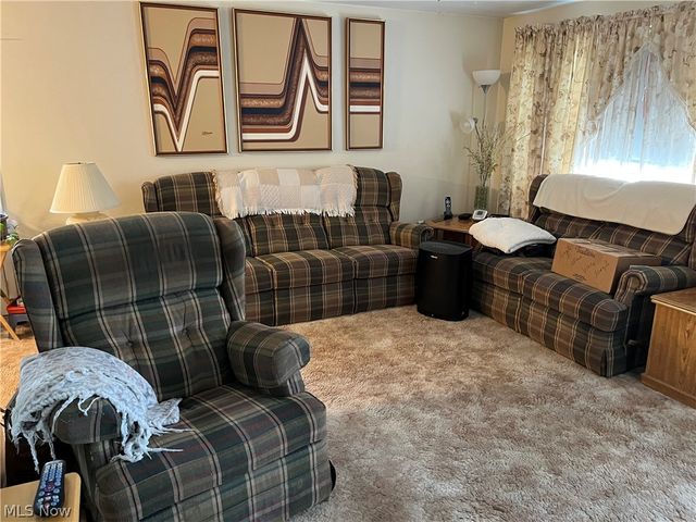 74 Ridgeland Drive, Toronto, OH 43964