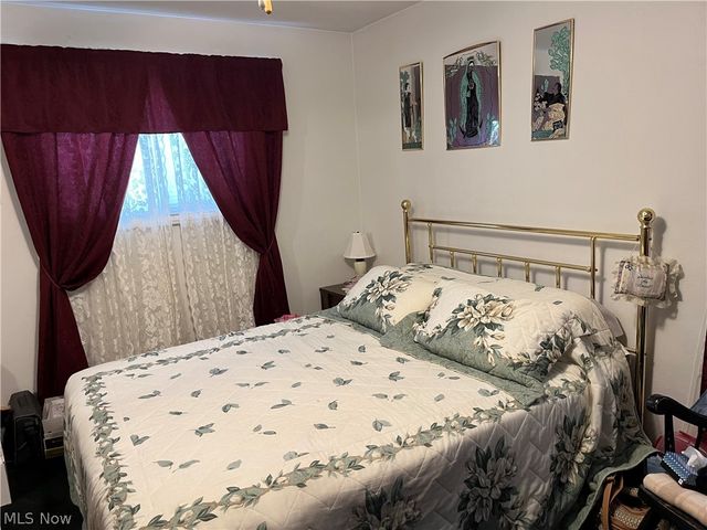 74 Ridgeland Drive, Toronto, OH 43964