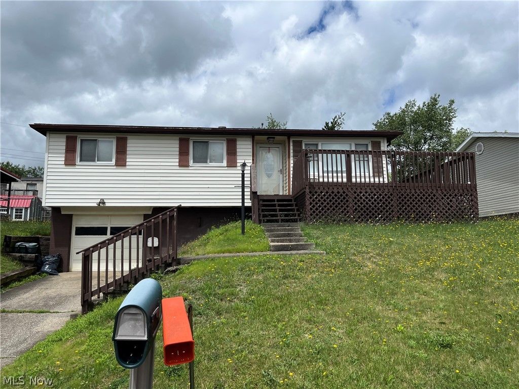 74 Ridgeland Drive, Toronto, OH 43964