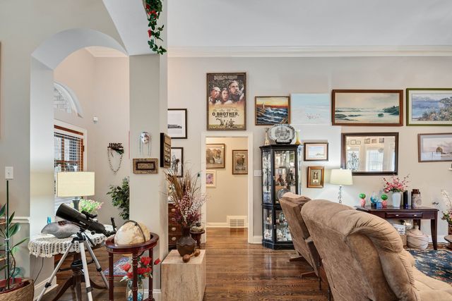 105 WHISPERING MEADOWS DR, Oakland, TN 38060