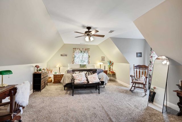 105 WHISPERING MEADOWS DR, Oakland, TN 38060