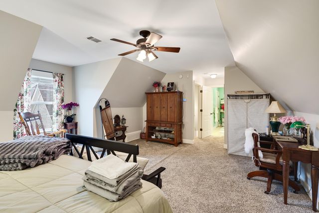 105 WHISPERING MEADOWS DR, Oakland, TN 38060