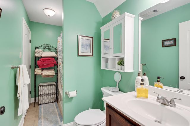 105 WHISPERING MEADOWS DR, Oakland, TN 38060