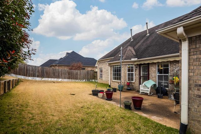 105 WHISPERING MEADOWS DR, Oakland, TN 38060