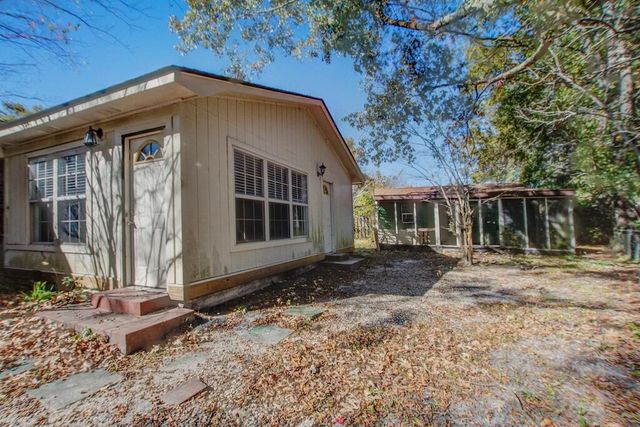 3 Briar Way, Goose Creek, SC 29445