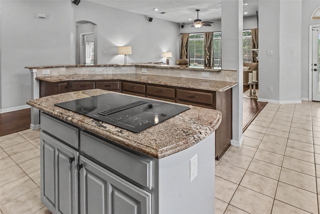 6891 High Country Drive, Fort Worth, TX 76132