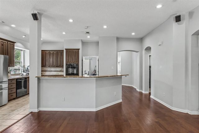 6891 High Country Drive, Fort Worth, TX 76132