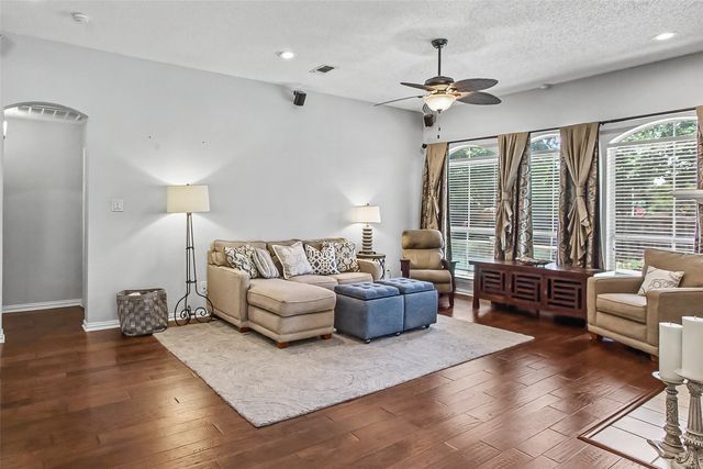 6891 High Country Drive, Fort Worth, TX 76132