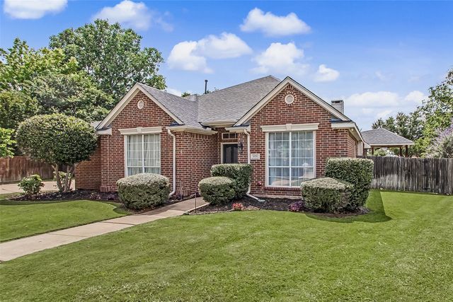 6891 High Country Drive, Fort Worth, TX 76132