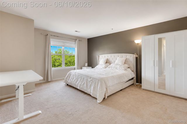 41633 Tera Lane, Novi, MI 48375