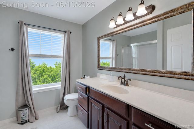41633 Tera Lane, Novi, MI 48375