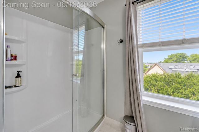 41633 Tera Lane, Novi, MI 48375