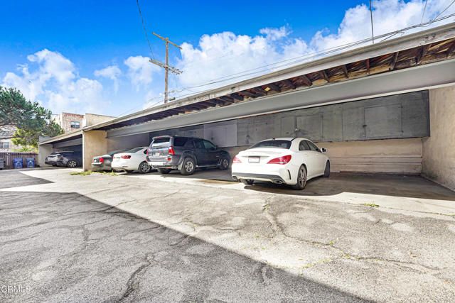 1749 N Edgemont Street, Los Angeles, CA 90027