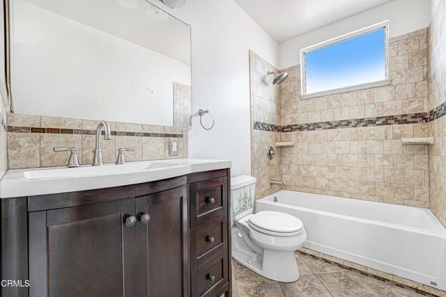 1749 N Edgemont Street, Los Angeles, CA 90027