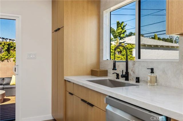 3630 Chesapeake Avenue, Los Angeles, CA 90016