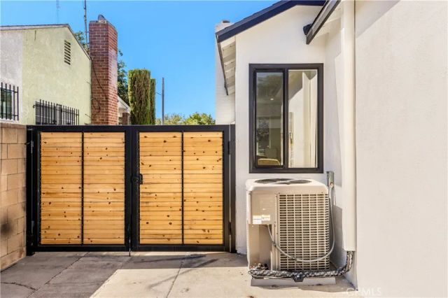 3630 Chesapeake Avenue, Los Angeles, CA 90016