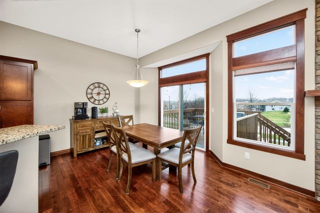 925 S 90th Street, West Des Moines, IA 50266