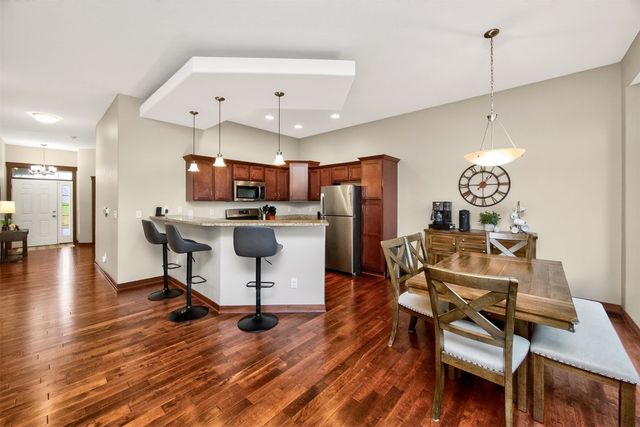 925 S 90th Street, West Des Moines, IA 50266