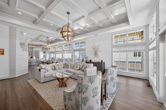 730 Beachtown Passage, Galveston, TX 77550