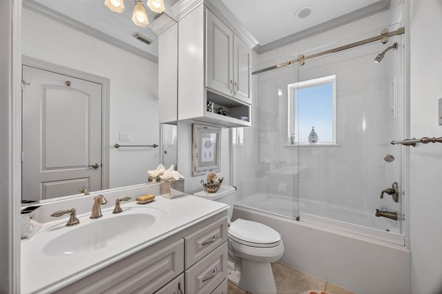 730 Beachtown Passage, Galveston, TX 77550