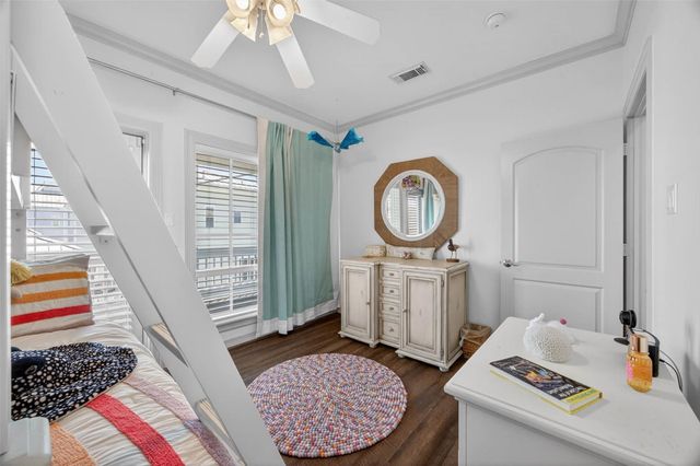 730 Beachtown Passage, Galveston, TX 77550